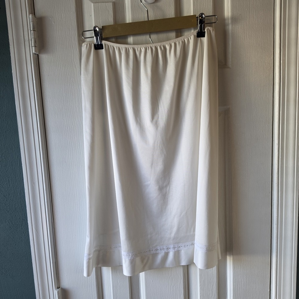 Vintage Sears Half Slip Size L Length Average The Doesn't Slip Nylon Anti Cling - Picture 4 of 6